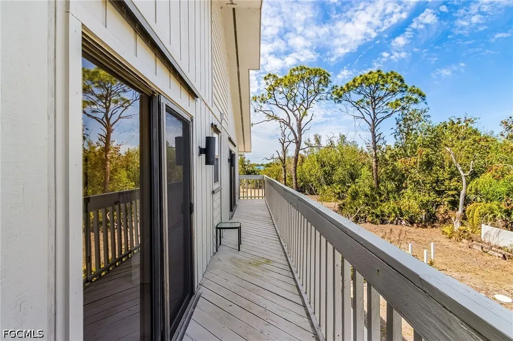 8677 Whispering Pines Drive St. James City FL 33956