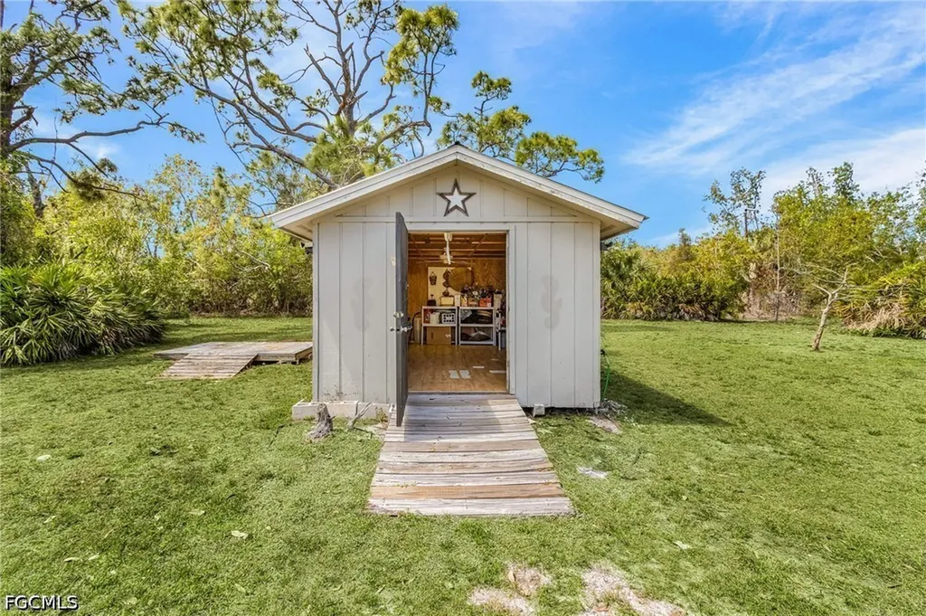 8677 Whispering Pines Drive St. James City FL 33956