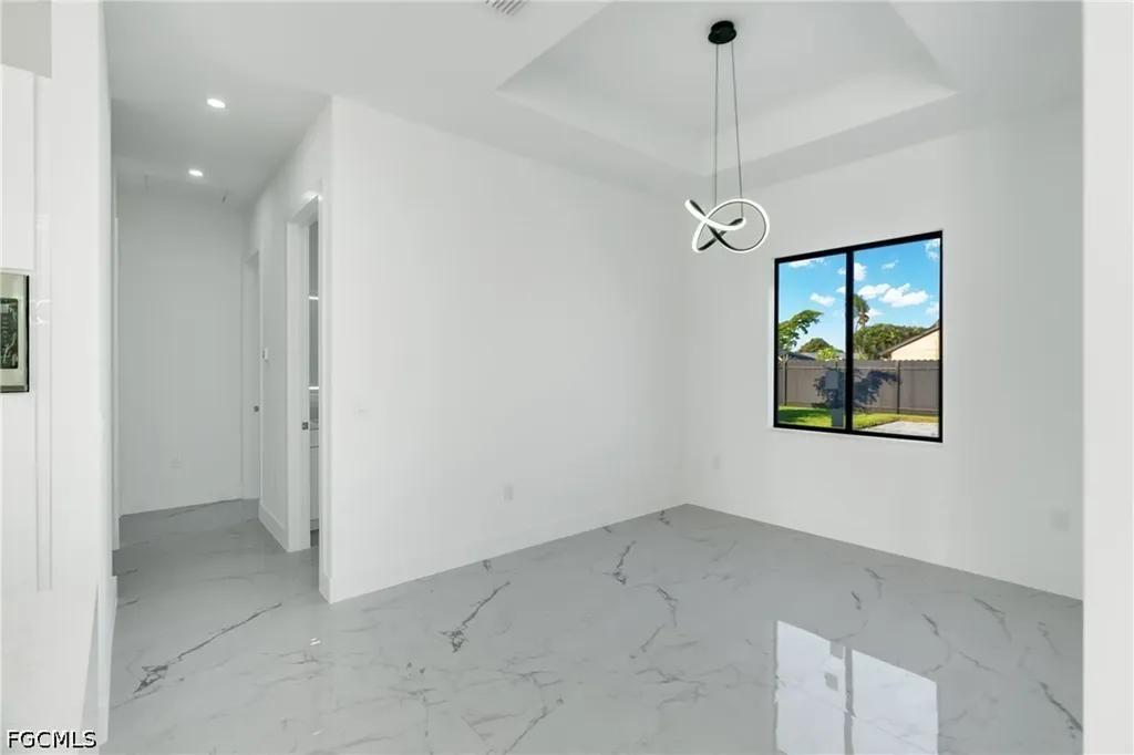 2 SE 20th Court Cape Coral FL 33990