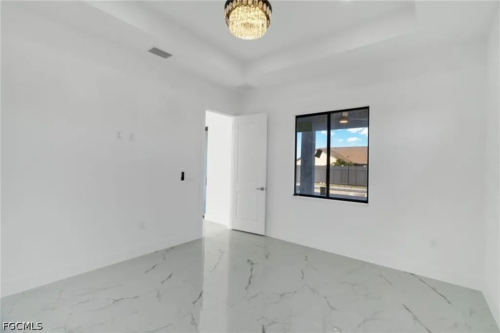 2 SE 20th Court Cape Coral FL 33990