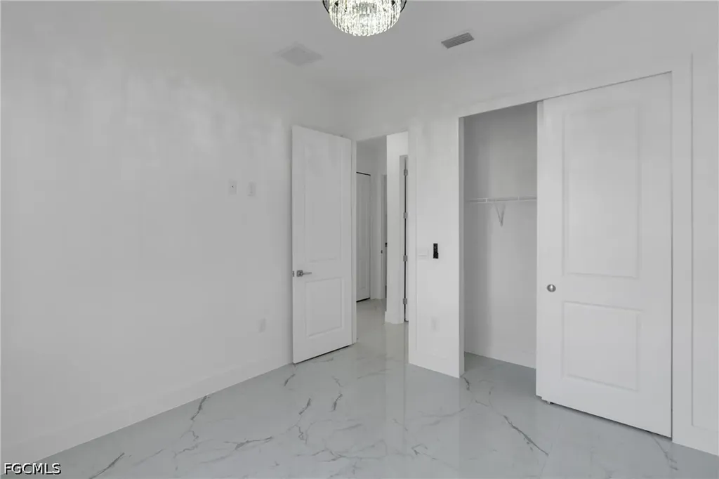 2 SE 20th Court Cape Coral FL 33990
