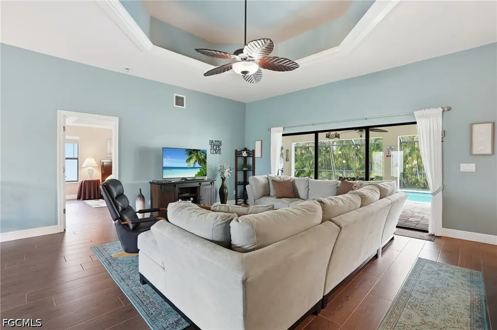 2714 SW 28th Avenue Cape Coral FL 33914