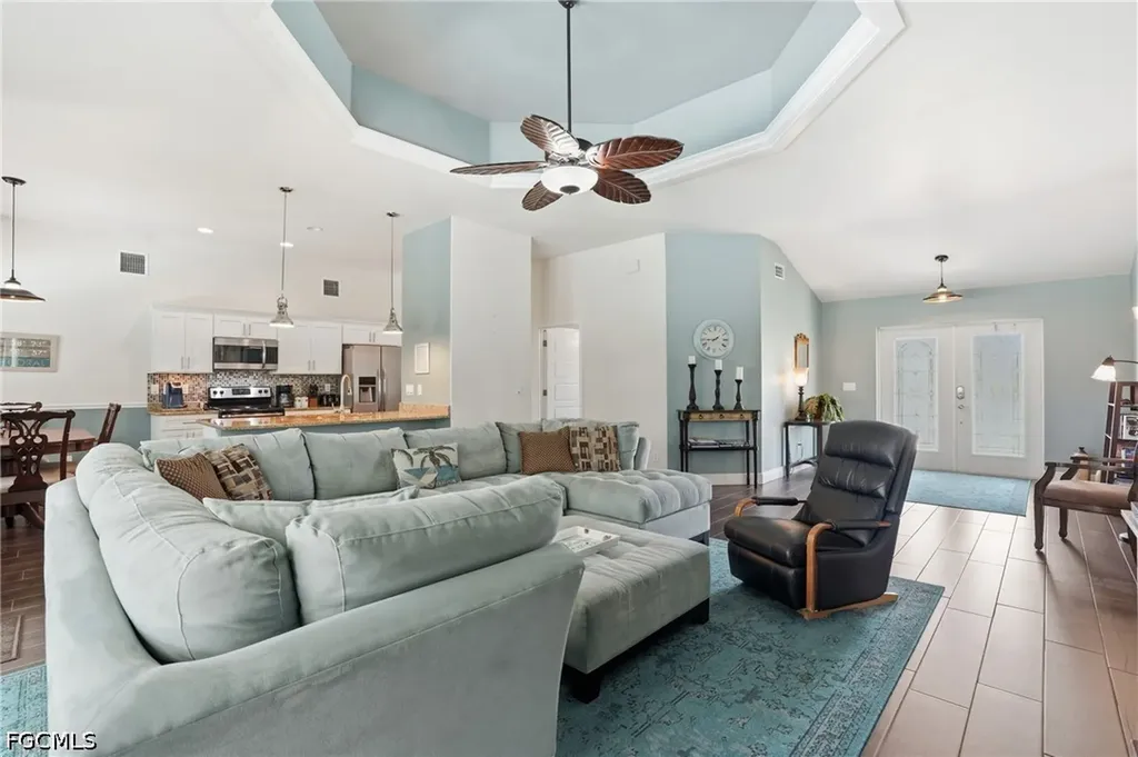 2714 SW 28th Avenue Cape Coral FL 33914