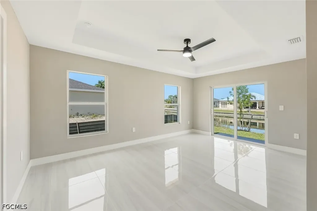 2821 NW 25th Lane Cape Coral FL 33993