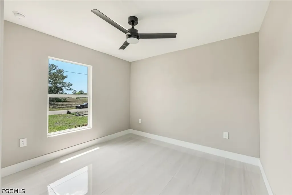 2821 NW 25th Lane Cape Coral FL 33993
