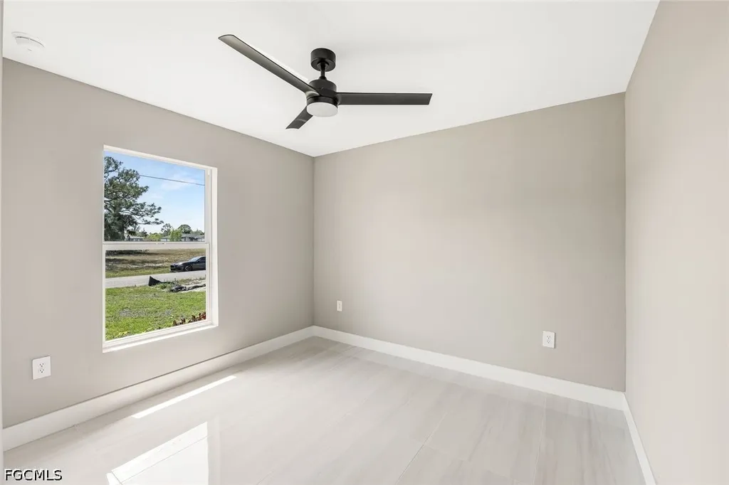 2821 NW 25th Lane Cape Coral FL 33993