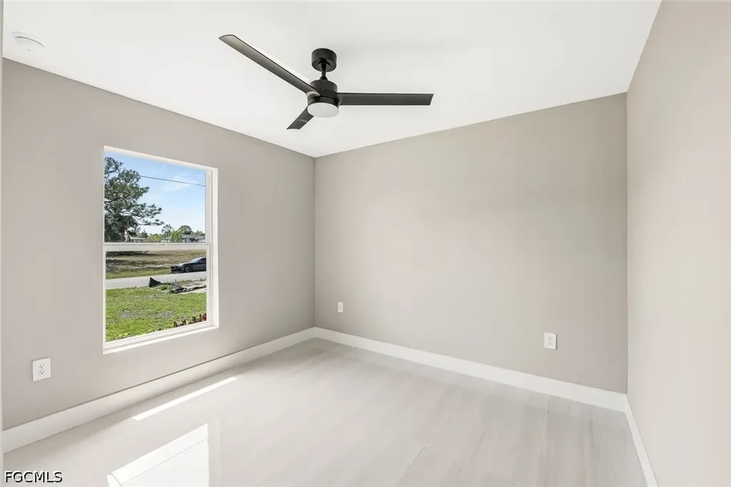2821 NW 25th Lane Cape Coral FL 33993
