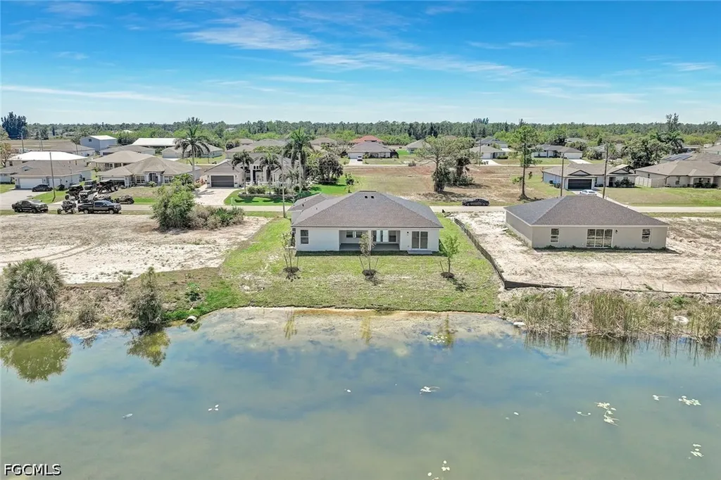 2821 NW 25th Lane Cape Coral FL 33993
