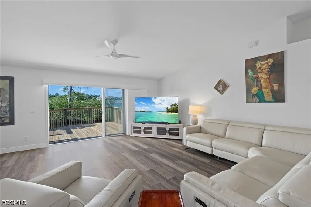 4955 Mederia Lane Estero FL 33928