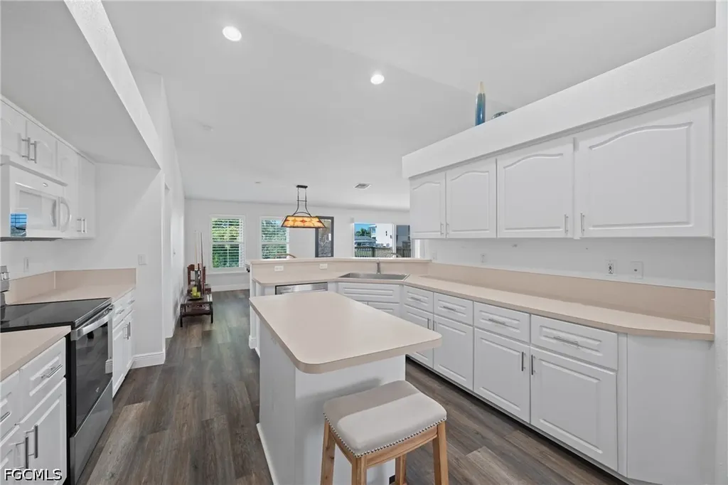 4955 Mederia Lane Estero FL 33928