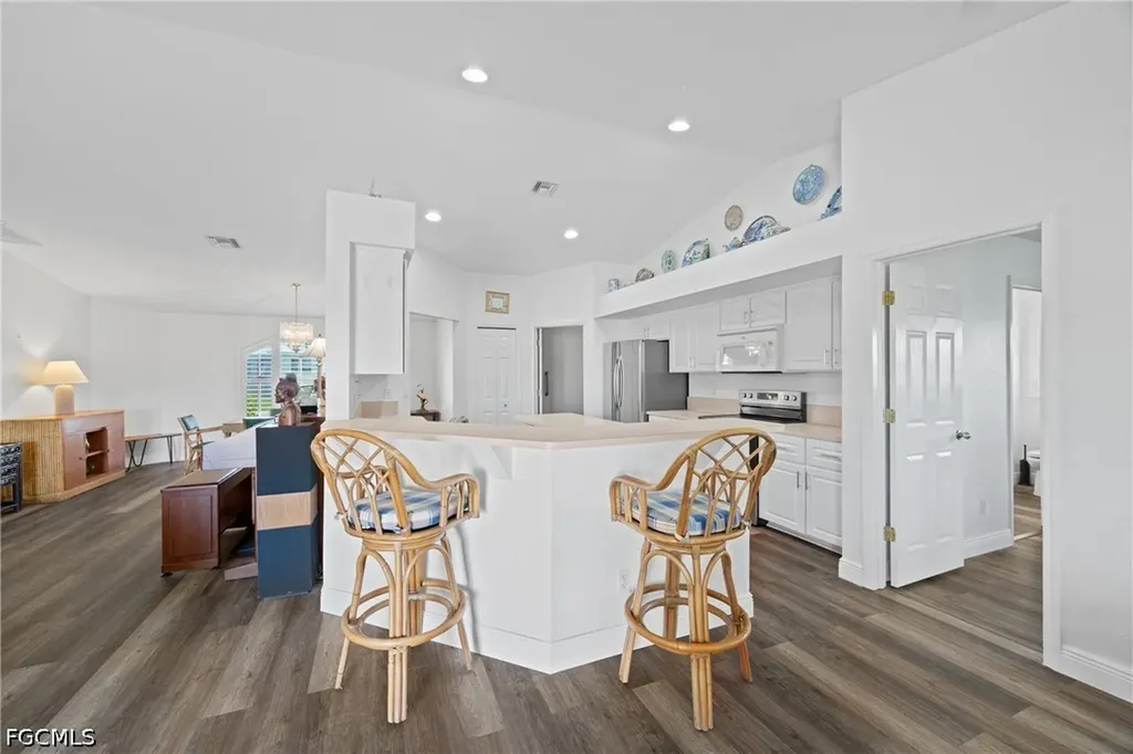 4955 Mederia Lane Estero FL 33928