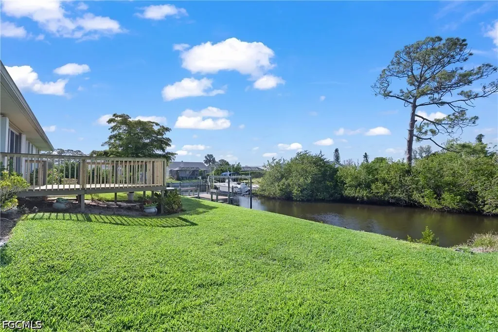 4955 Mederia Lane Estero FL 33928