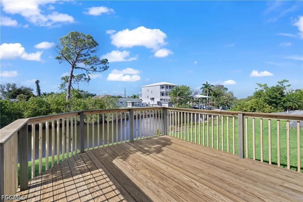 4955 Mederia Lane Estero FL 33928