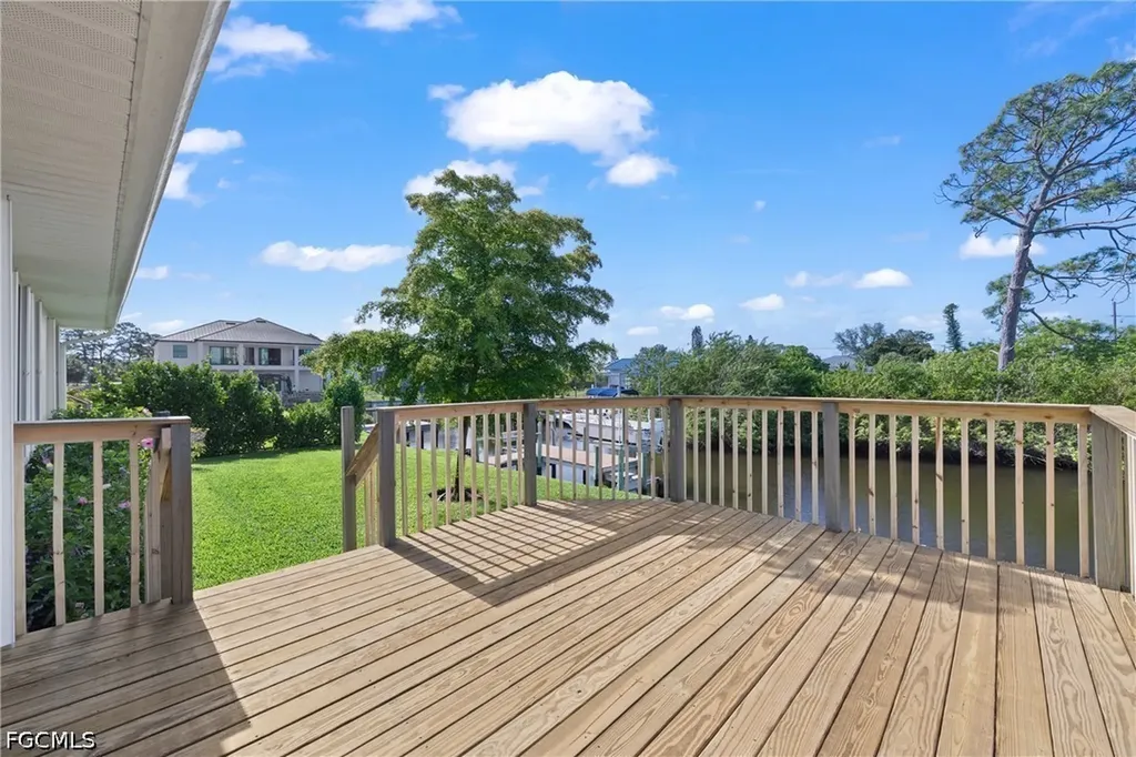 4955 Mederia Lane Estero FL 33928