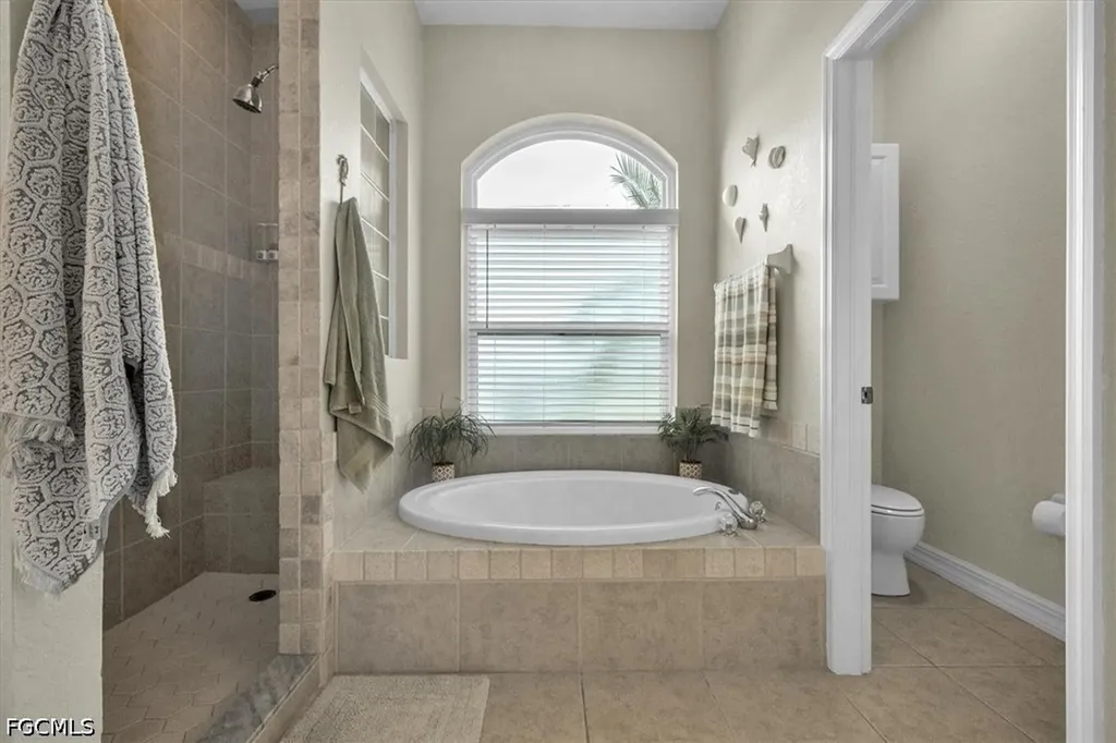 1313 SE 29th Terrace Cape Coral FL 33904