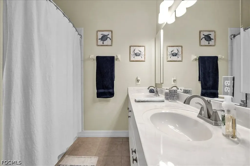 1313 SE 29th Terrace Cape Coral FL 33904