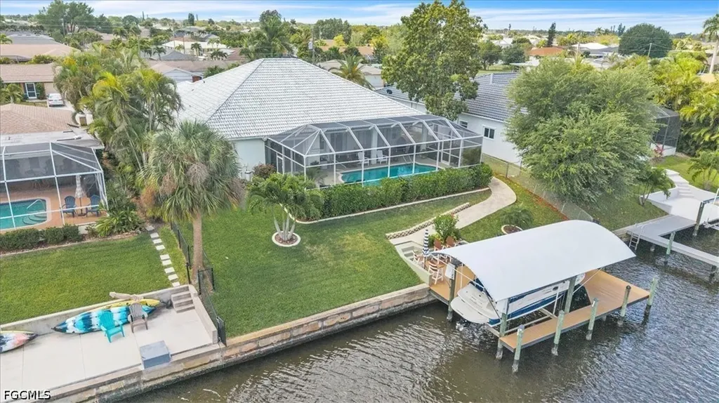 1313 SE 29th Terrace Cape Coral FL 33904