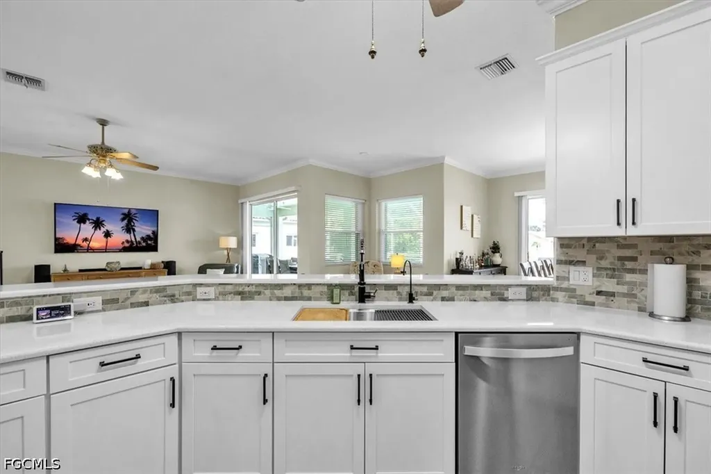 1313 SE 29th Terrace Cape Coral FL 33904