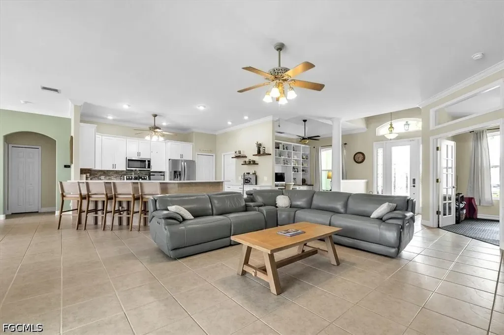 1313 SE 29th Terrace Cape Coral FL 33904