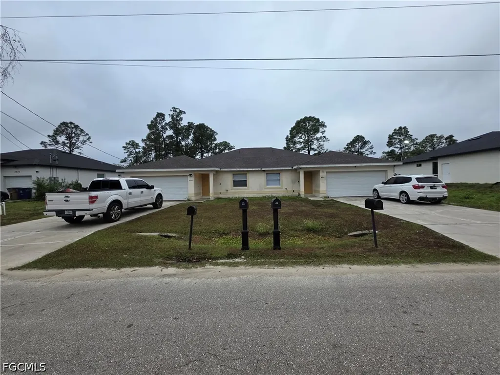 4647 24th Street SW Lehigh Acres FL 33973