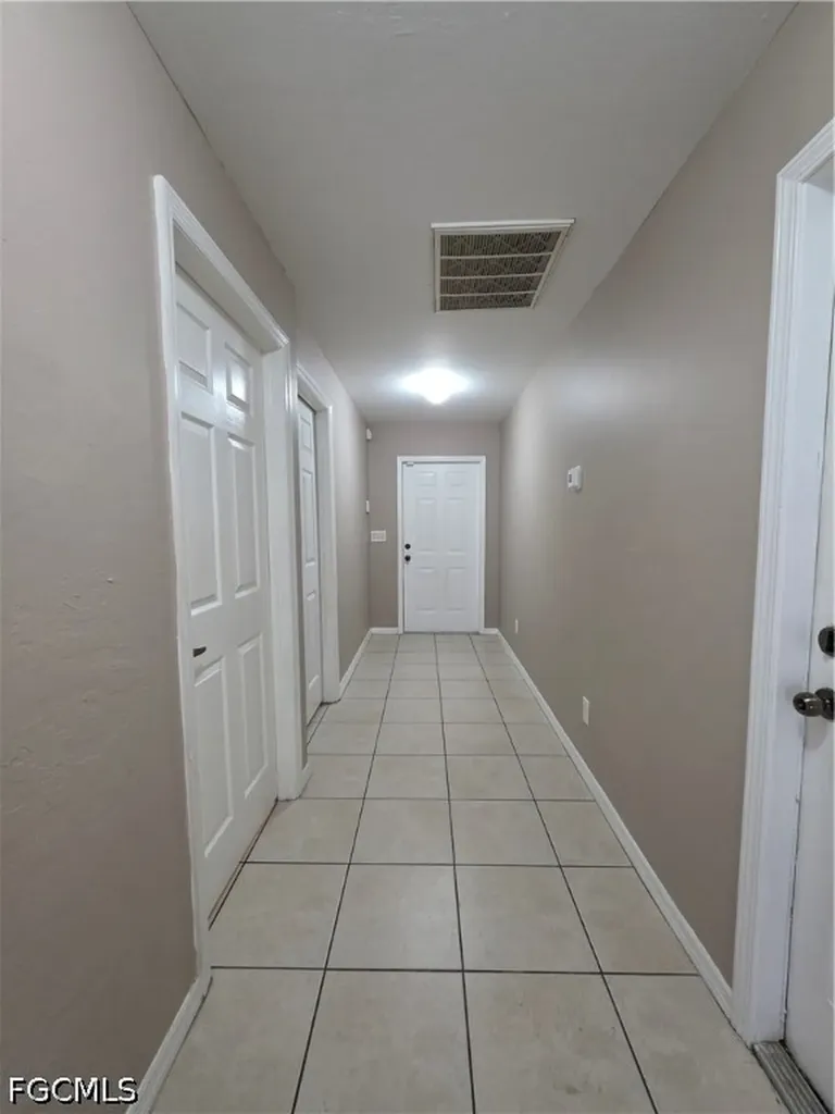 4647 24th Street SW Lehigh Acres FL 33973