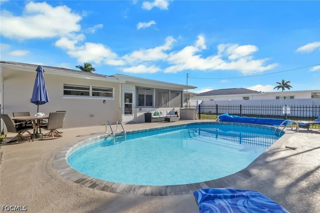 752 Coral Drive Cape Coral FL 33904