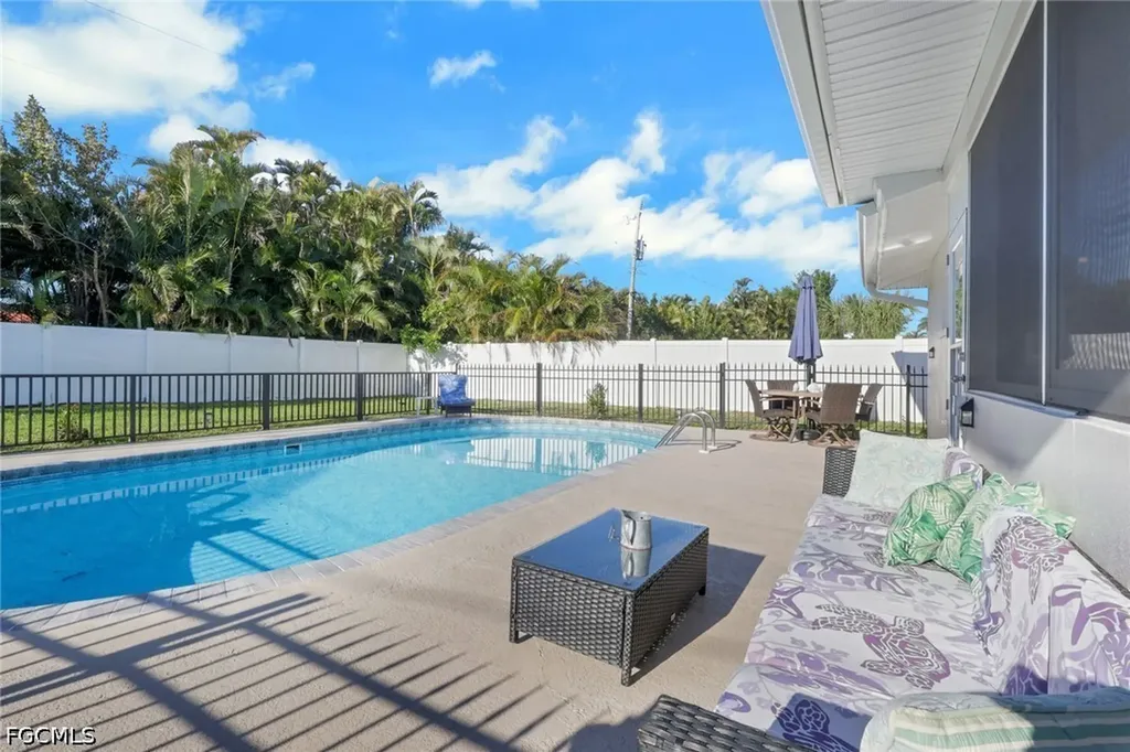 752 Coral Drive Cape Coral FL 33904
