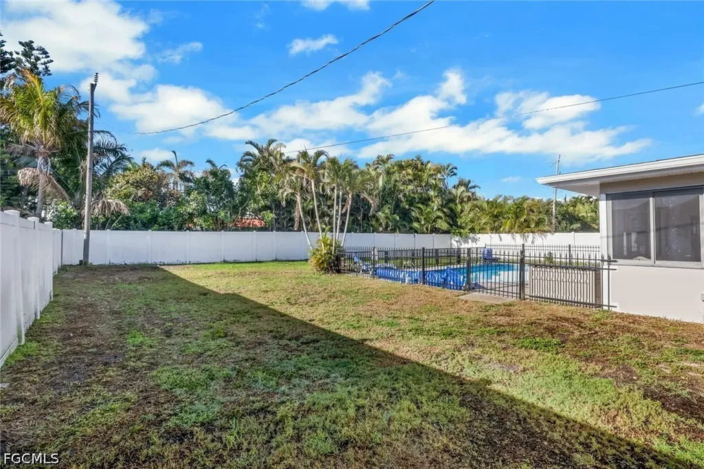 752 Coral Drive Cape Coral FL 33904