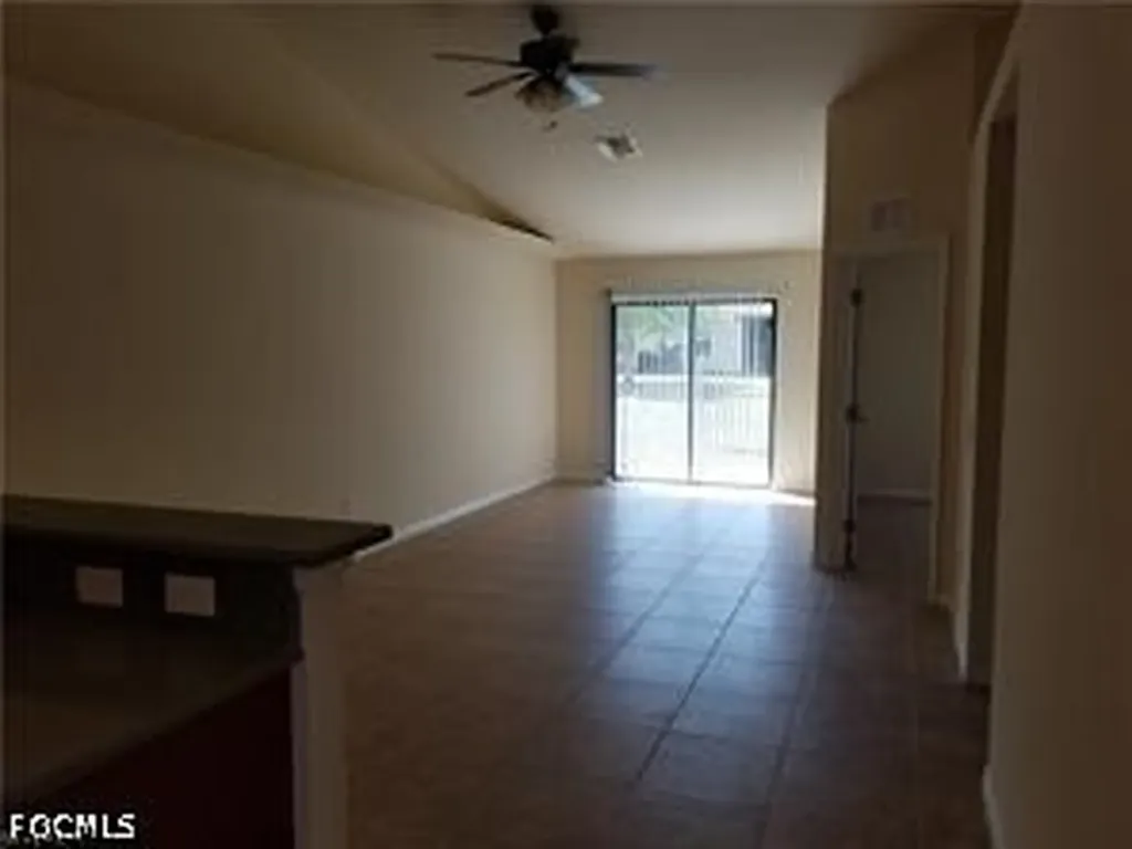 1916 SW 15th Place Cape Coral FL 33991
