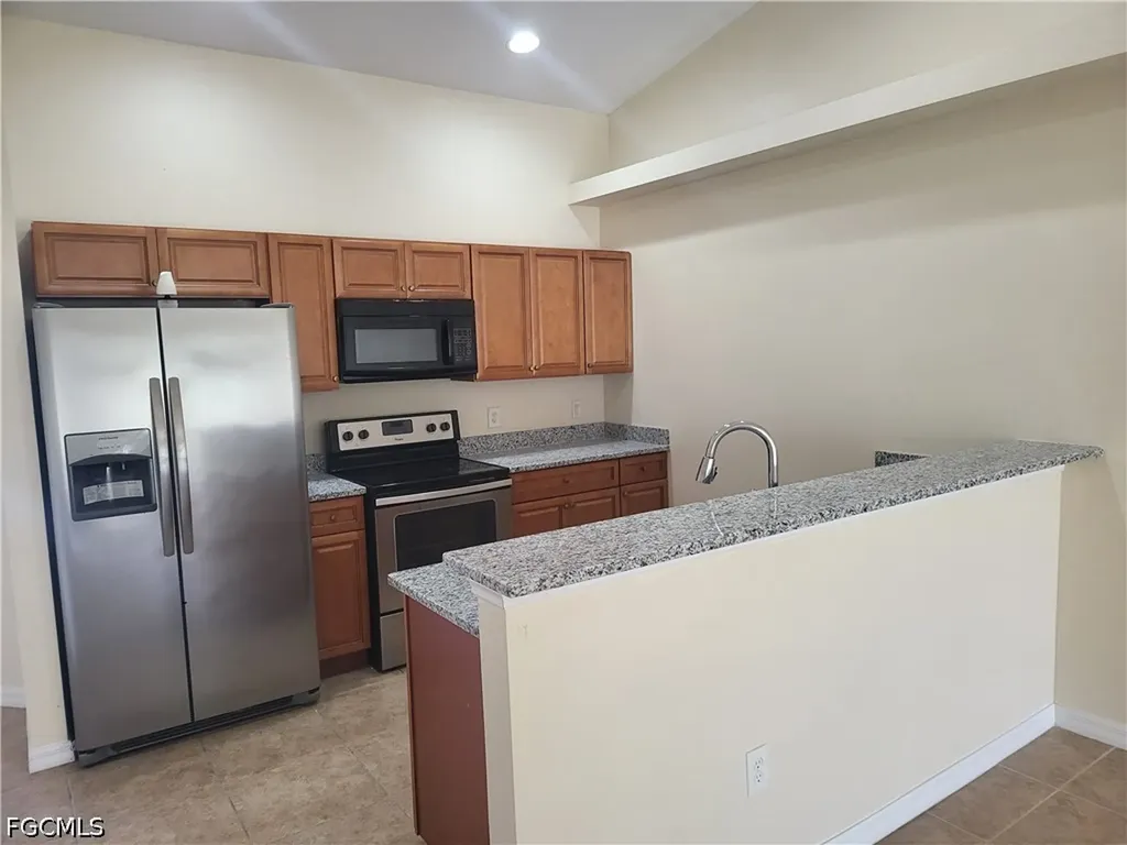 1916 SW 15th Place Cape Coral FL 33991