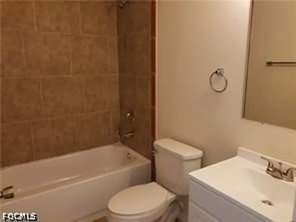 1916 SW 15th Place Cape Coral FL 33991
