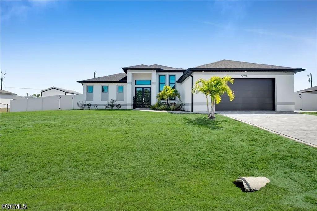 523 NW 16th Place Cape Coral FL 33993