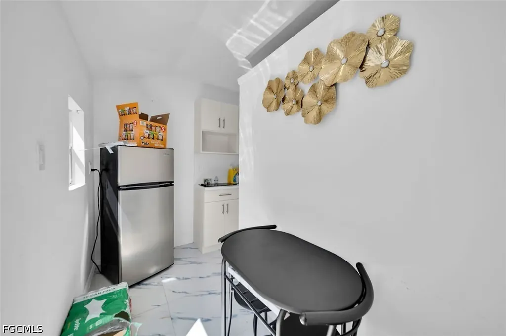 523 NW 16th Place Cape Coral FL 33993