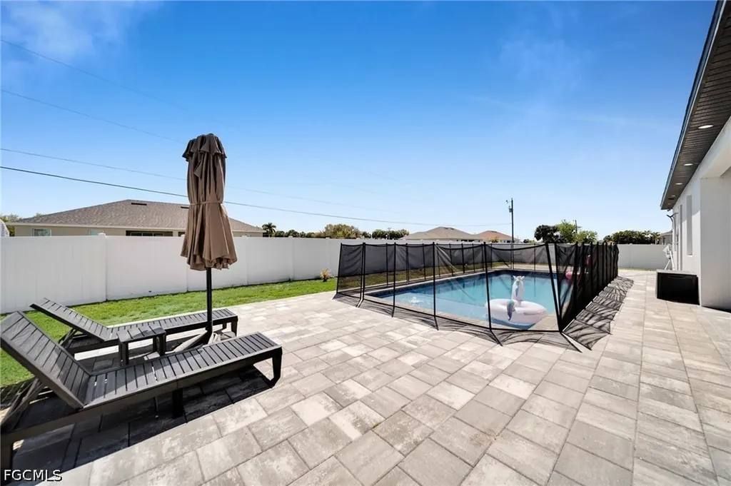 523 NW 16th Place Cape Coral FL 33993