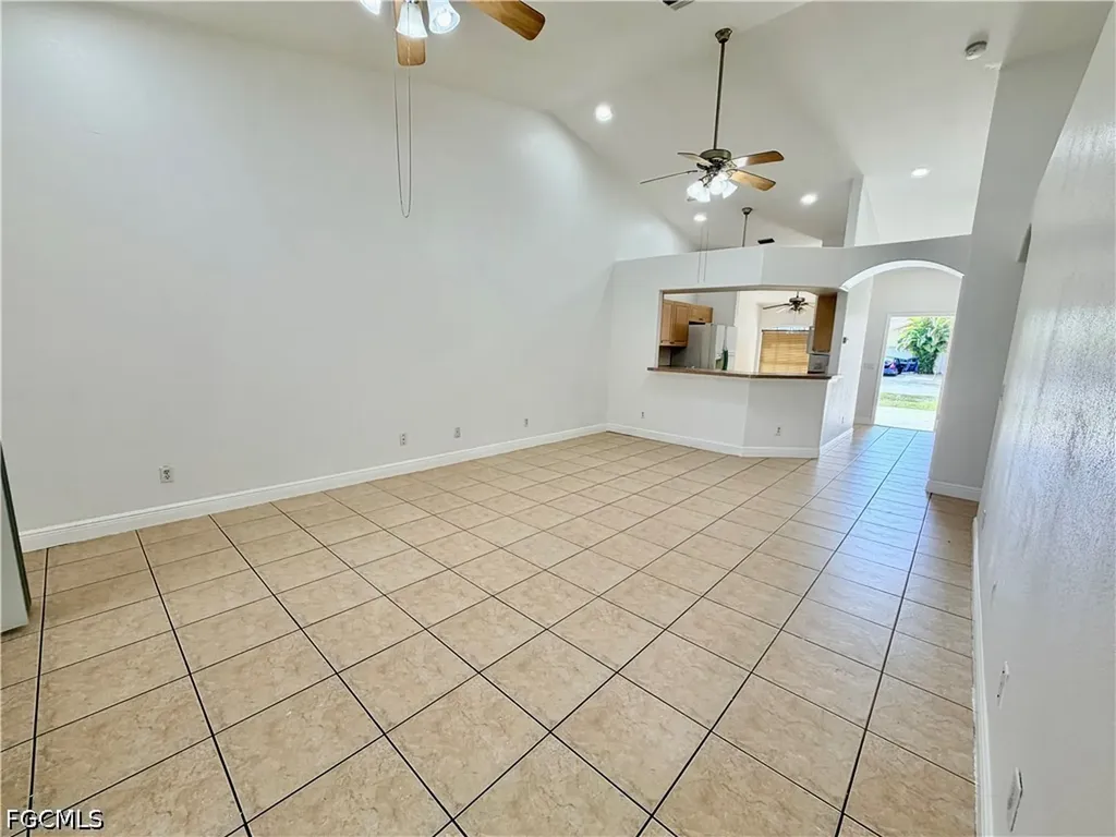 527 NE 24th Place Cape Coral FL 33909