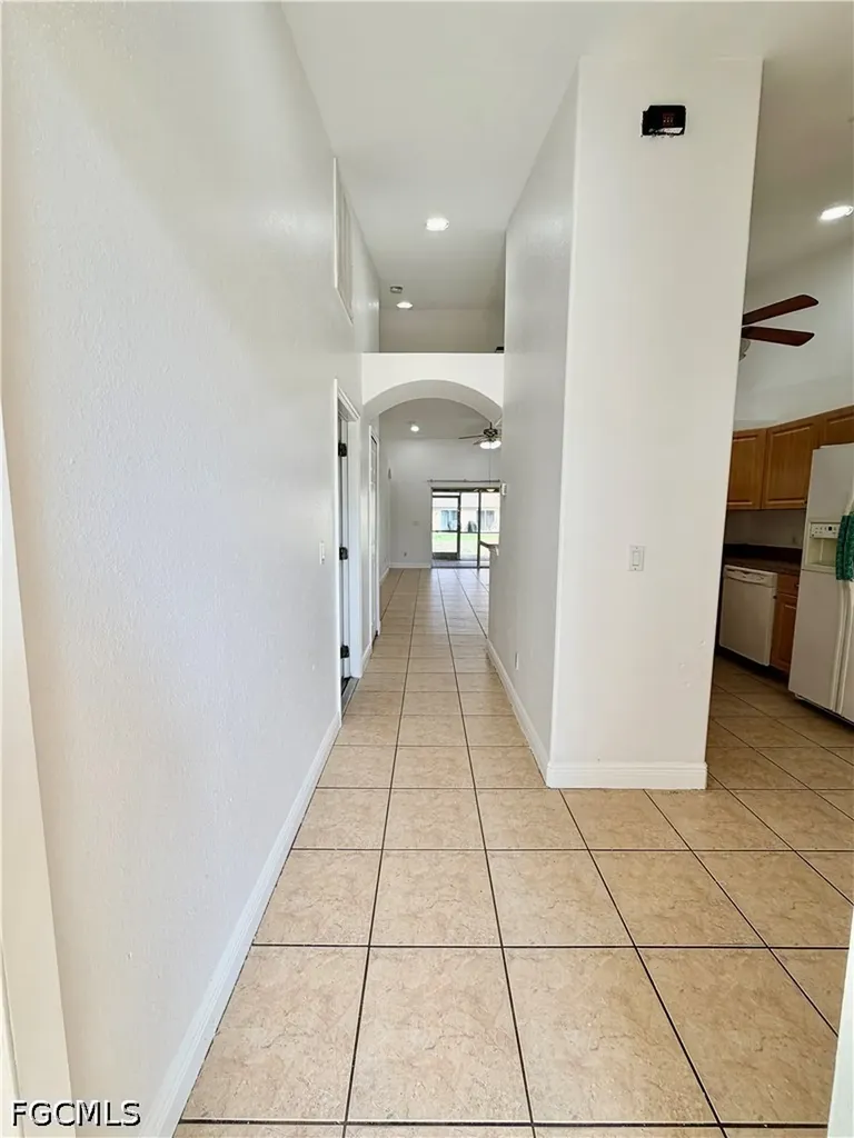 527 NE 24th Place Cape Coral FL 33909