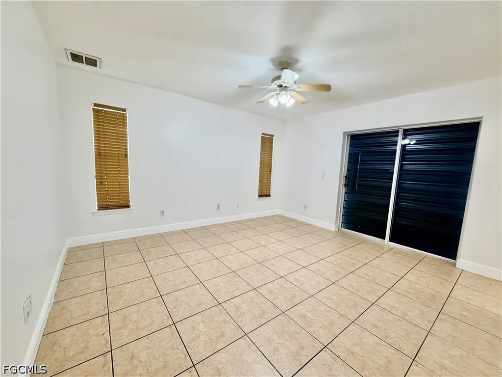 527 NE 24th Place Cape Coral FL 33909