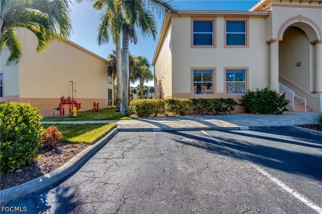 15370 Bellamar Circle Fort Myers FL 33908