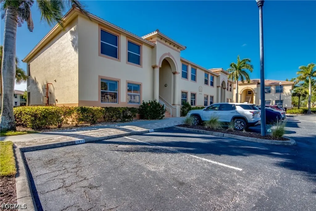 15370 Bellamar Circle Fort Myers FL 33908