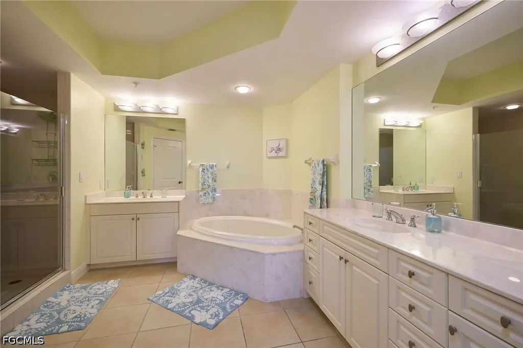 5702 Cape Harbour Drive Cape Coral FL 33914