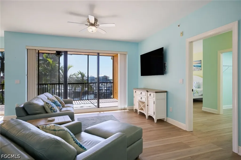 5702 Cape Harbour Drive Cape Coral FL 33914