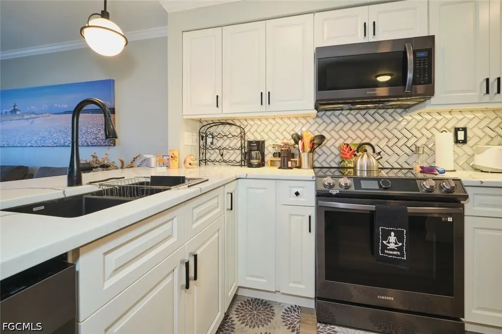 6777 Winkler Road Fort Myers FL 33919