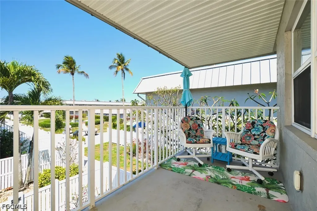 6777 Winkler Road Fort Myers FL 33919
