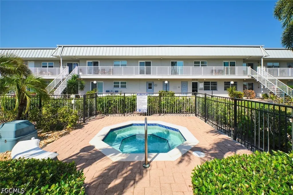 6777 Winkler Road Fort Myers FL 33919