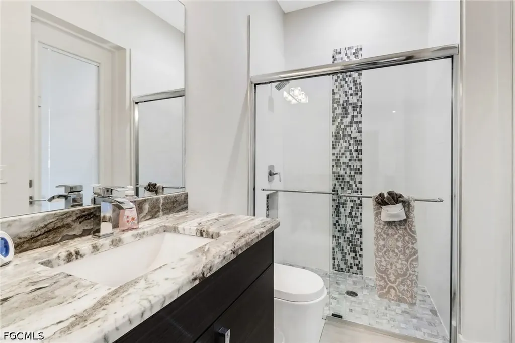 2215 SW 38th Terrace Cape Coral FL 33914