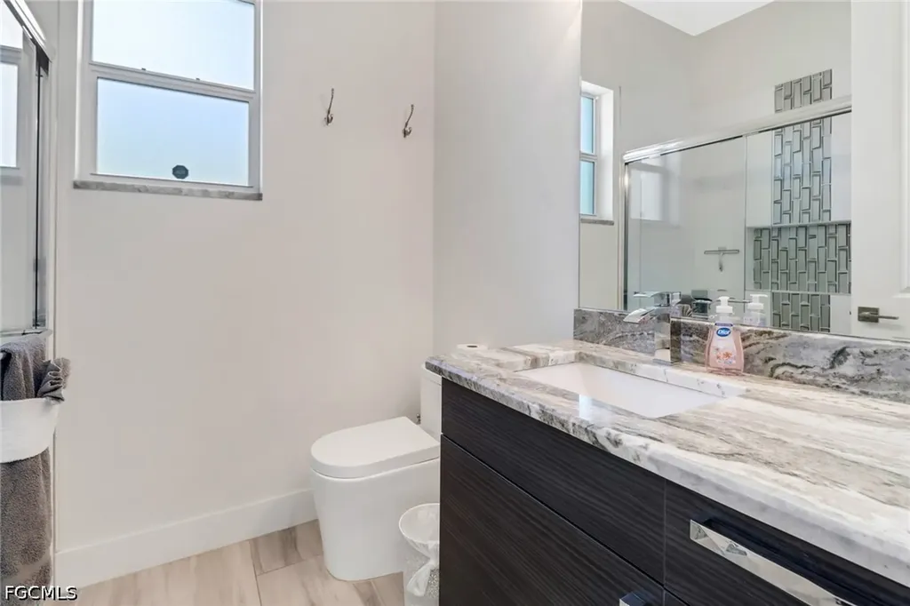 2215 SW 38th Terrace Cape Coral FL 33914