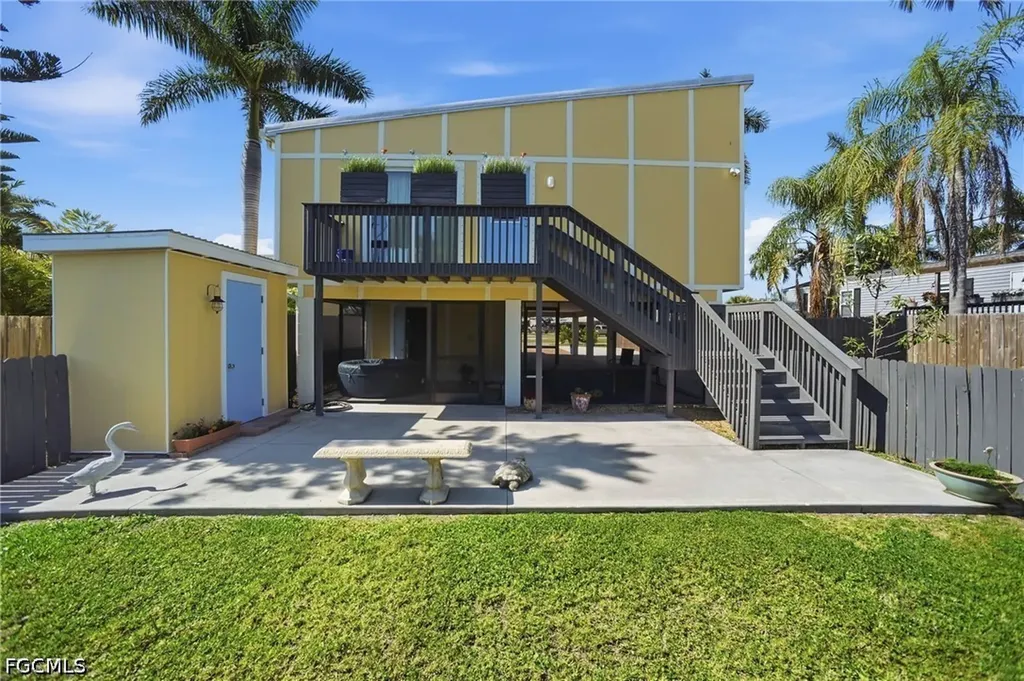 16857 Windcrest Drive Fort Myers FL 33908