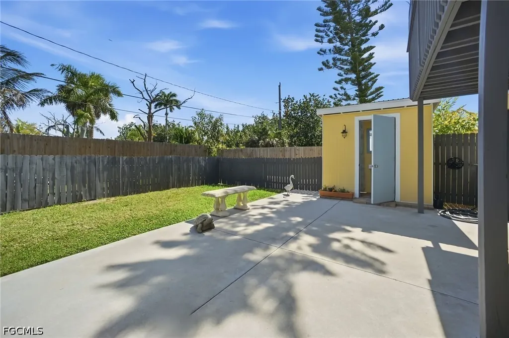 16857 Windcrest Drive Fort Myers FL 33908