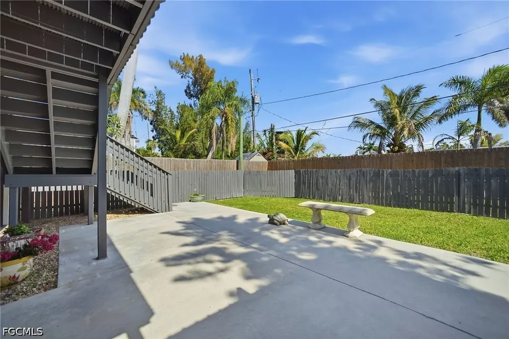 16857 Windcrest Drive Fort Myers FL 33908