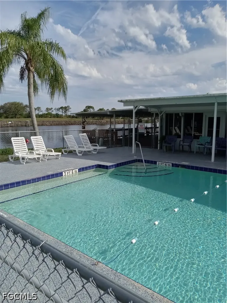 814 Big Branch Lane NW Moore Haven FL 33471